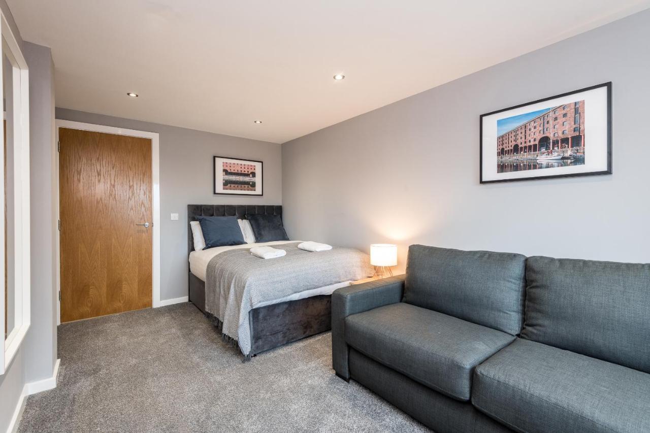 Host Apartments - Contemporary 3 Bed Apt With Balcony - Perfect For Long Stays Liverpool Exterior photo